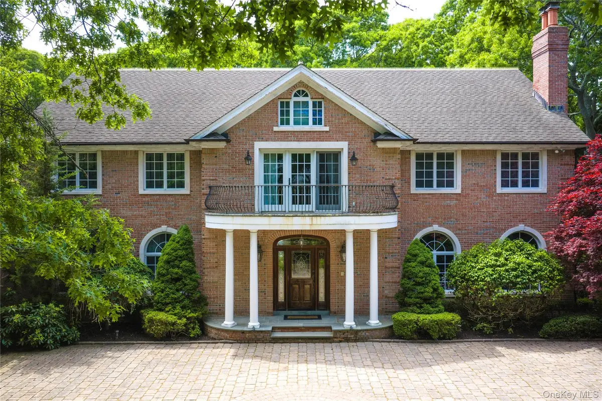 10 Emerson Court, Hampton Bays, NY 11946 - #1