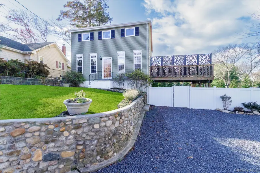 38 Manhasset Road, Sound Beach, NY 11789 - Image #2