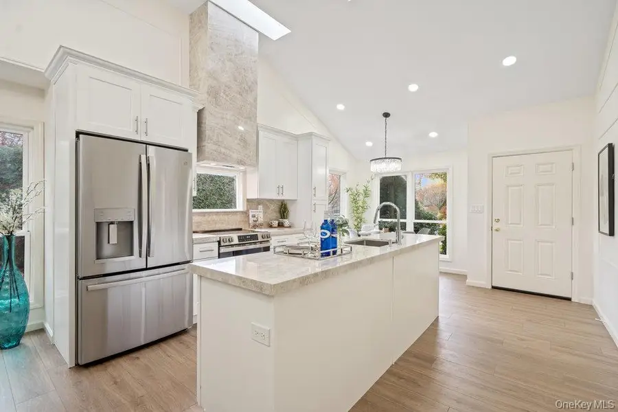 1 Stanford Court #1, Wantagh, NY 11793 - Image #2