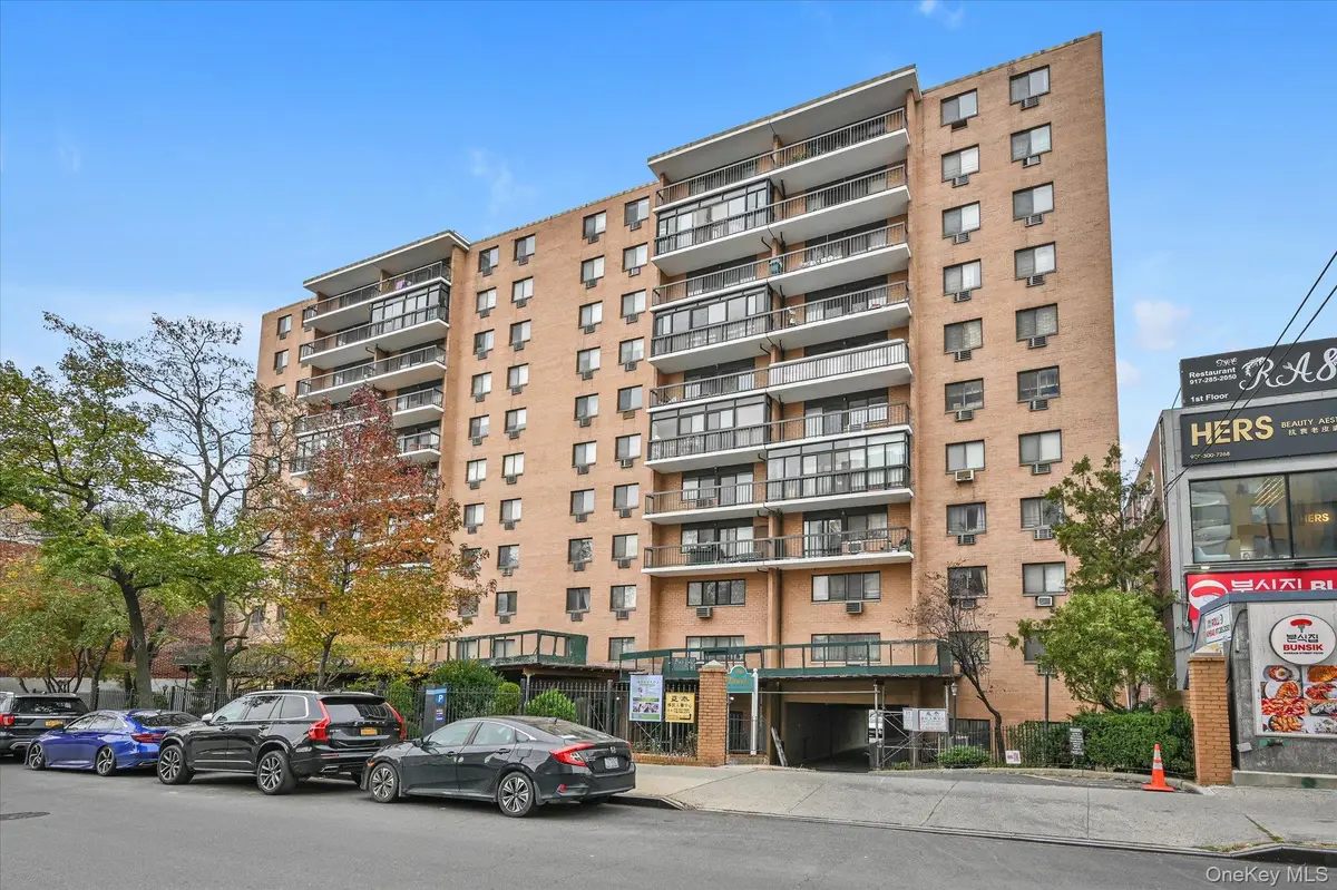 136-75 37th Avenue #PH B, Flushing, NY 11354 - Image #1