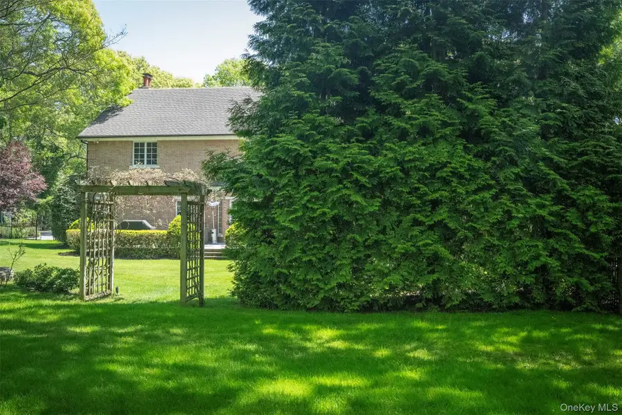 20 Fordham Drive, Hampton Bays, NY 11946 - #2