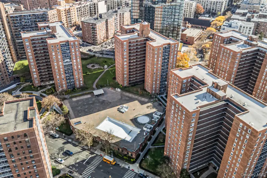 97-40 62nd Drive #8D, Rego Park, NY 11374 - Image #3