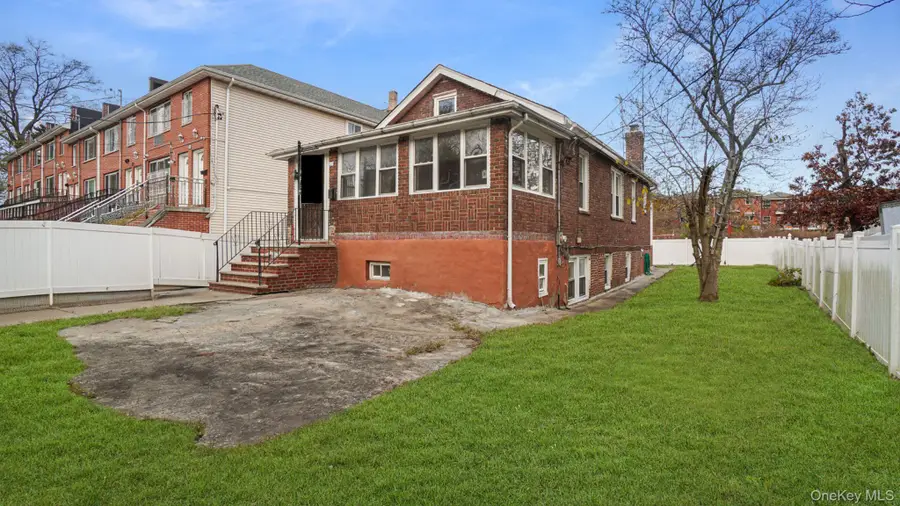 3412 Hunter Avenue, Bronx, NY 10475 - Image #2