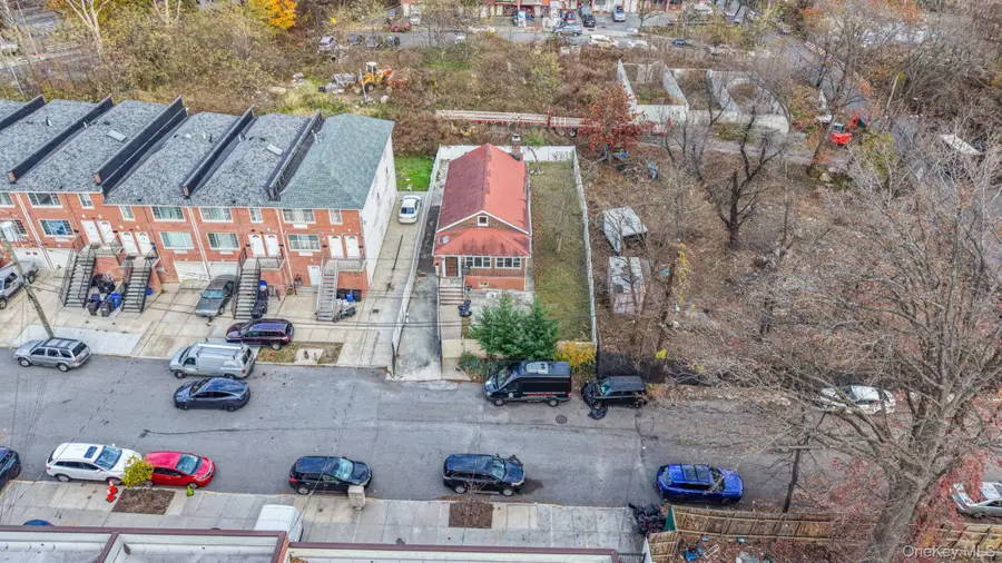 3412 Hunter Avenue, Bronx, NY 10475 - Image #3