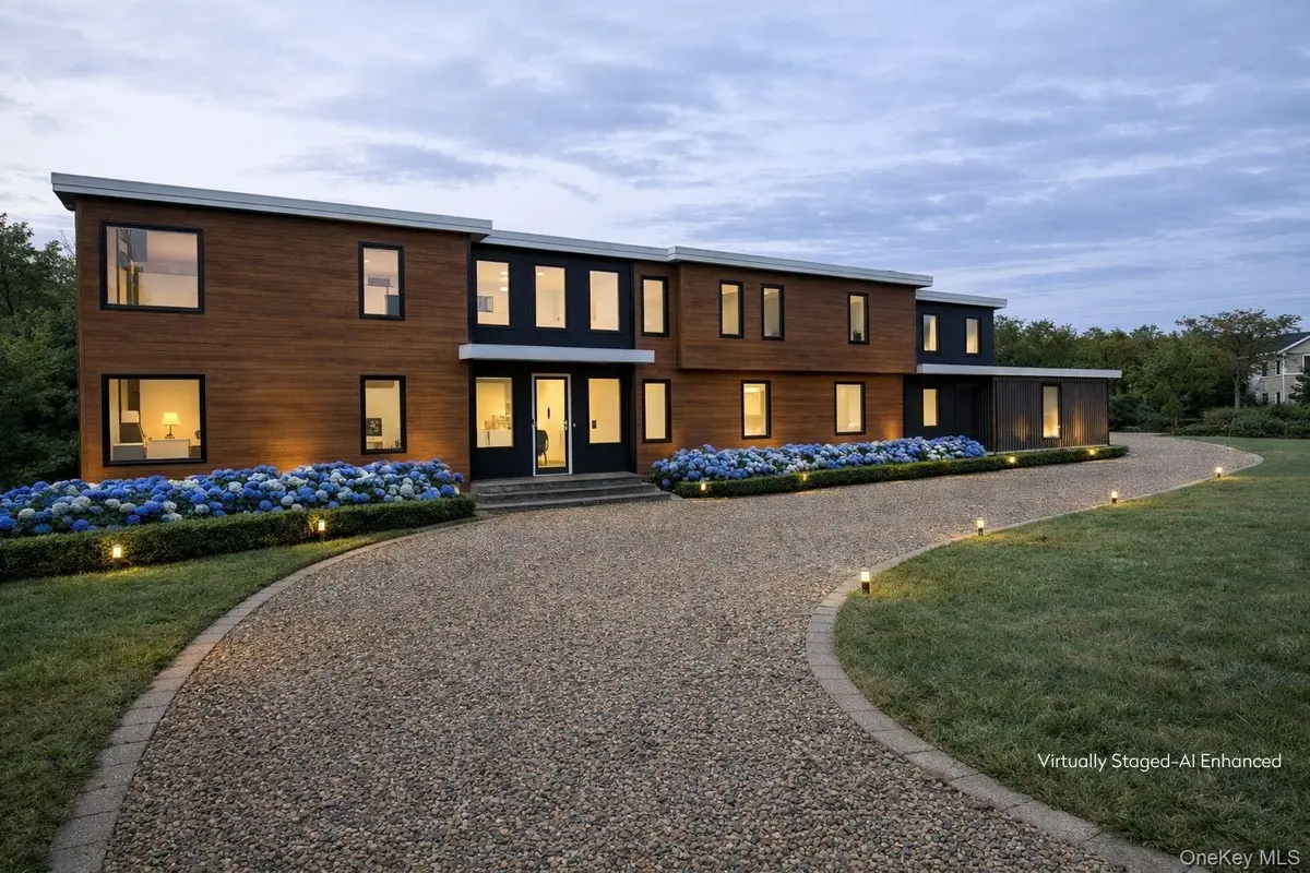 207 Middle Line Highway, Southampton, NY 11968 - #1