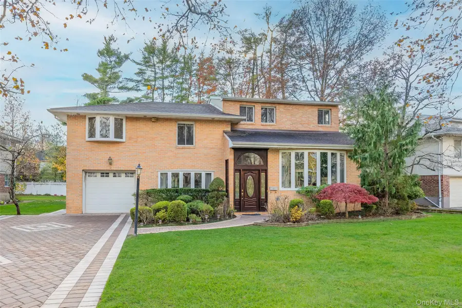 38 Lake Drive, Manhasset Hills, NY 11040 - Image #3