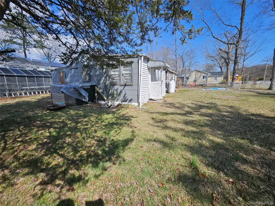 549 Granny Road, Medford, NY 11763 - Image #3