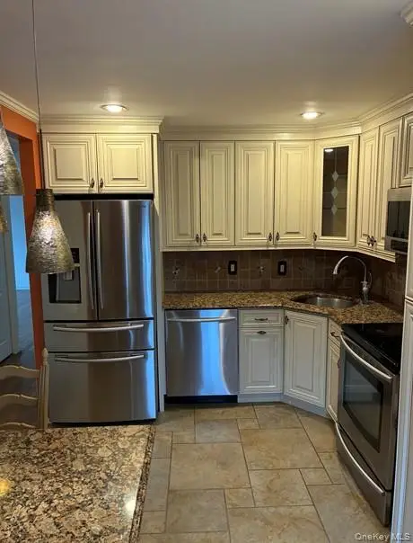 206 Farber Drive #206, West Babylon, NY 11704 - Image #2