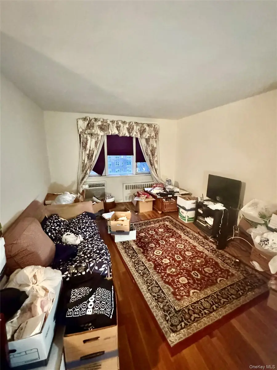 2 Sadore Lane #6N, Yonkers, NY 10710 - Image #2