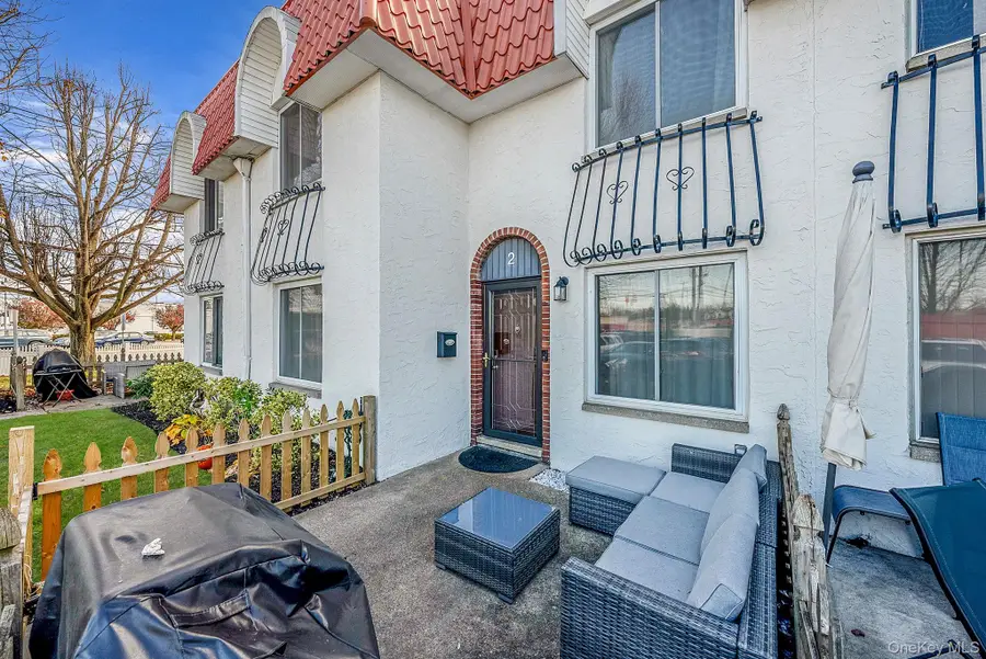 2 Alhambra Drive, Oceanside, NY 11572 - Image #3