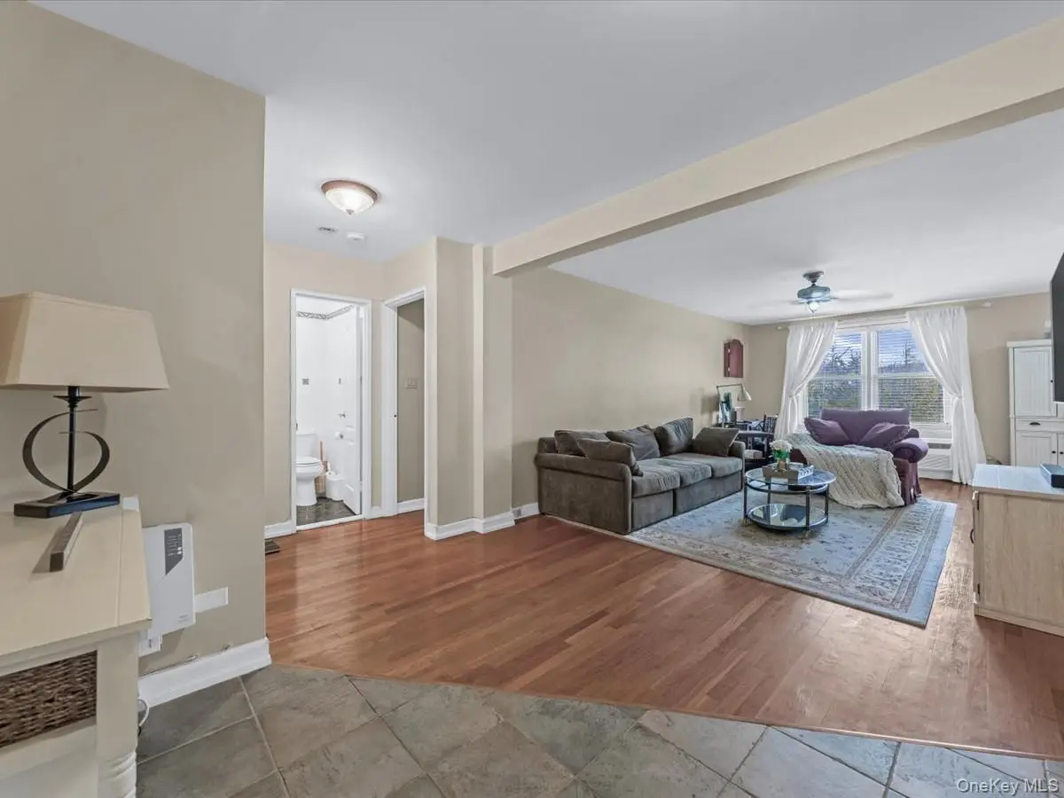241-20 Northern Boulevard #6M, Little Neck, NY 11362 - Image #1