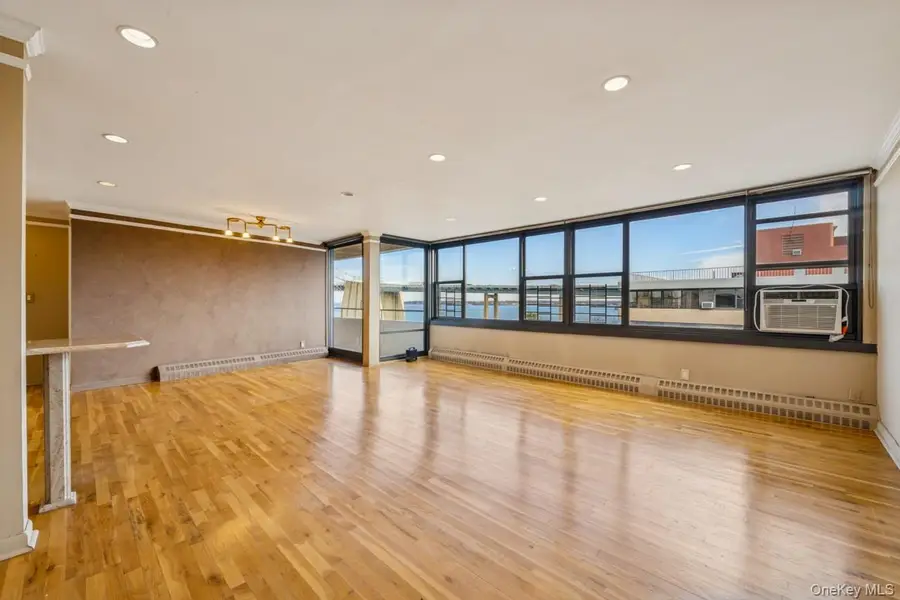 166-26 Powells Cove Boulevard #9A, Beechhurst, NY 11357 - Image #2