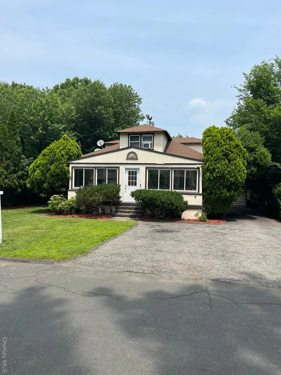 9 Hillside Avenue, Haverstraw, NY 10927 - Image #2