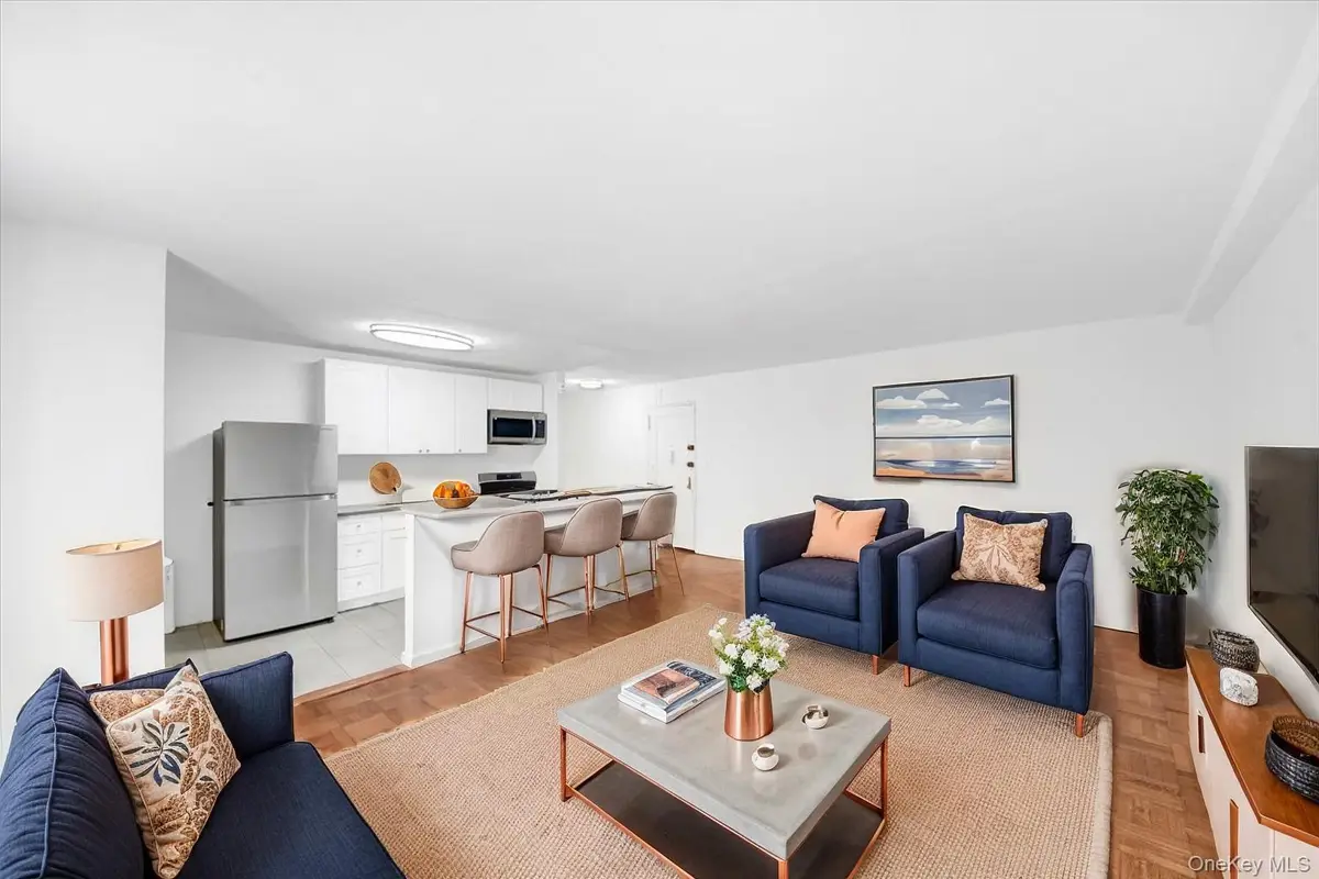 2630 Kingsbridge Terrace #2R, Bronx, NY 10463 - Image #1