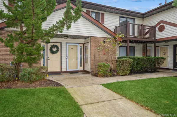 615 Broadway #68, Amityville, NY 11701