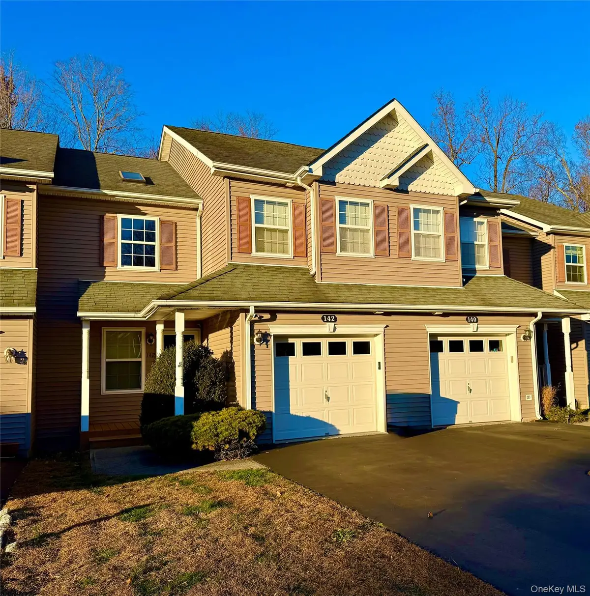 142 Pinebrook Drive, Hyde Park, NY 12538 - Image #1