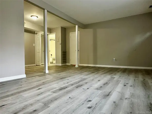 143 Bailey Court #143, Middle Island, NY 11953