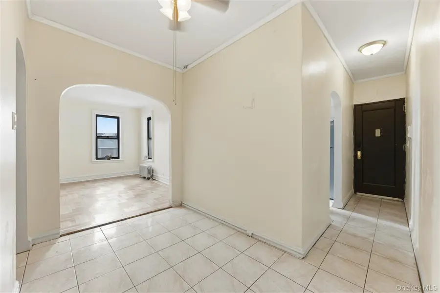 2922 Barnes Avenue #5L, Bronx, NY 10467 - Image #3