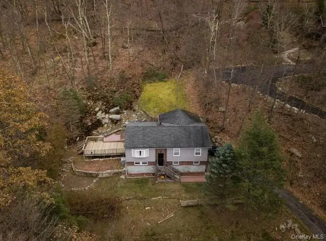 4 Wonderland Drive, Hopewell Junction, NY 12533 - Image #1