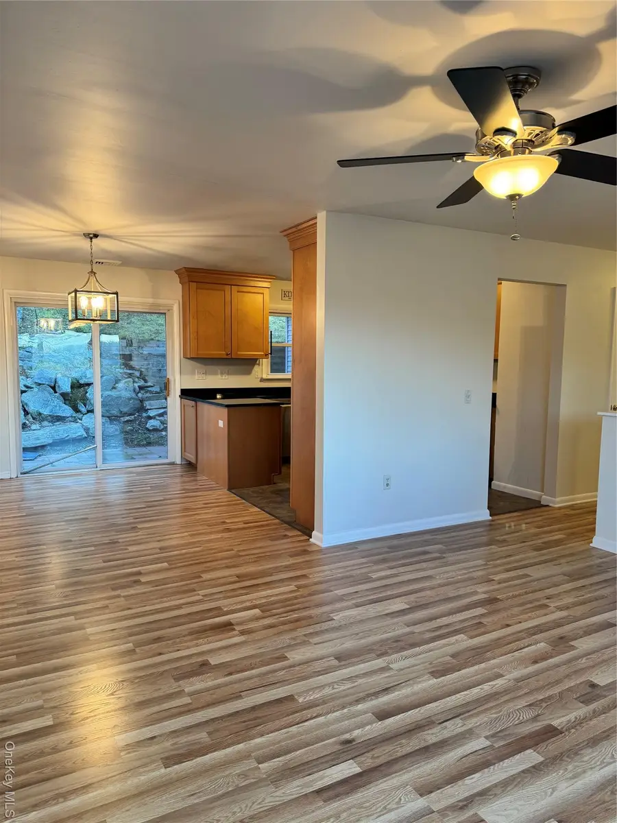 4 Wonderland Drive, Hopewell Junction, NY 12533 - Image #2