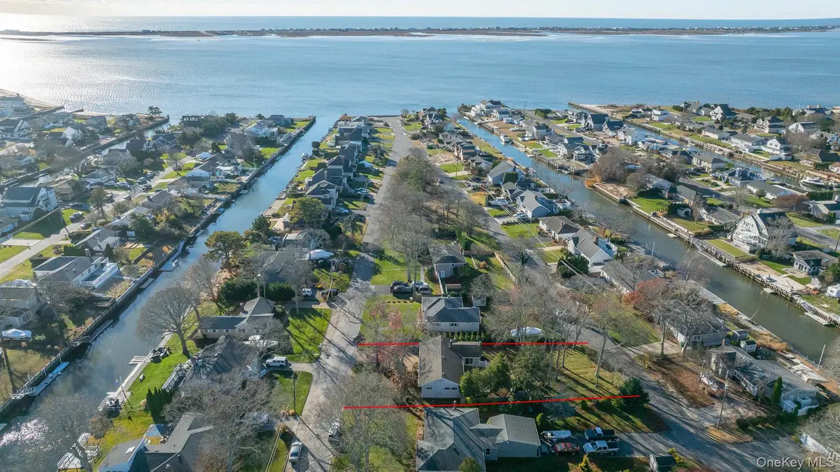 14 Whiting Road, East Quogue, NY 11942 - Image #1