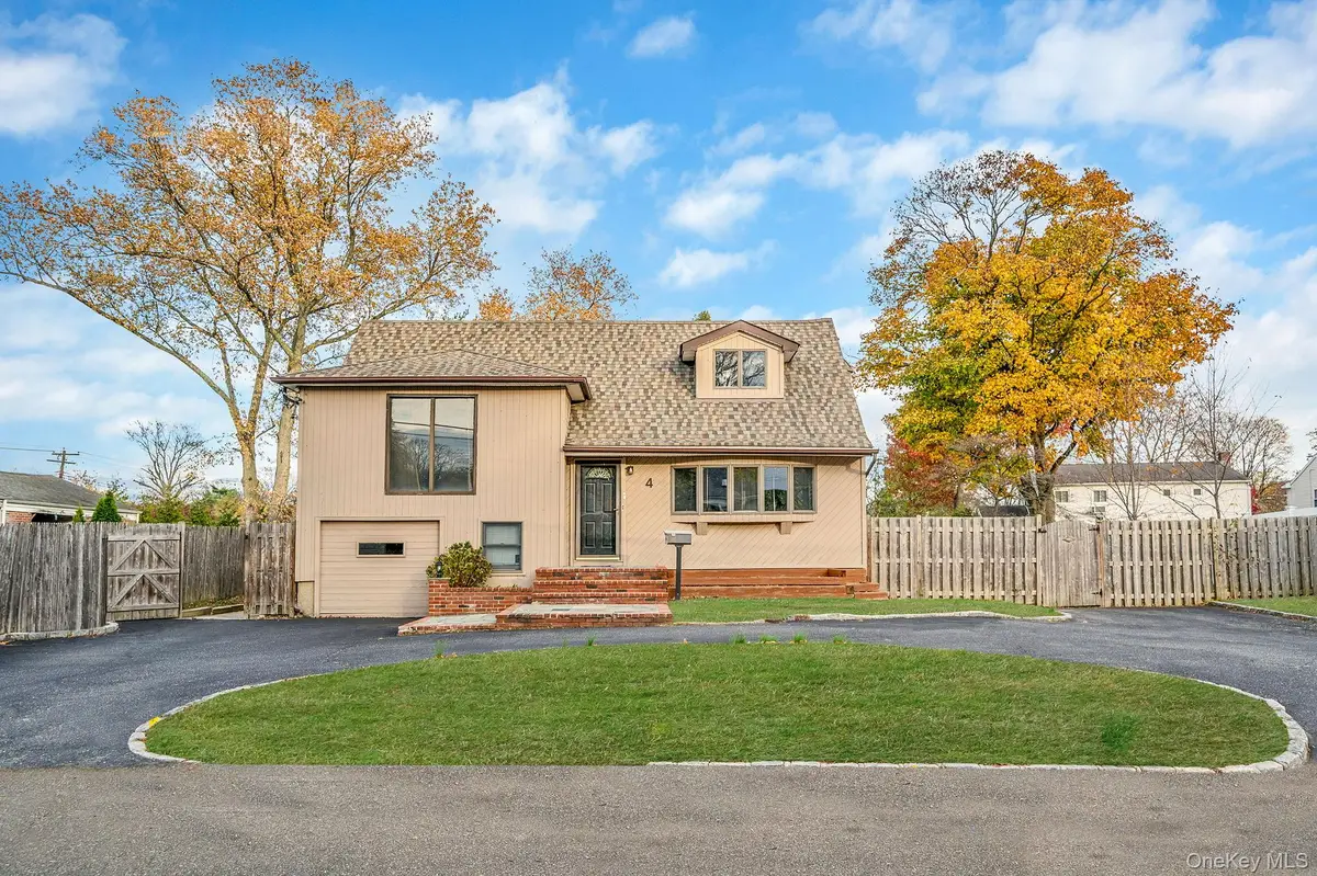 4 Sibley Place, Huntington Station, NY 11746 - Image #1