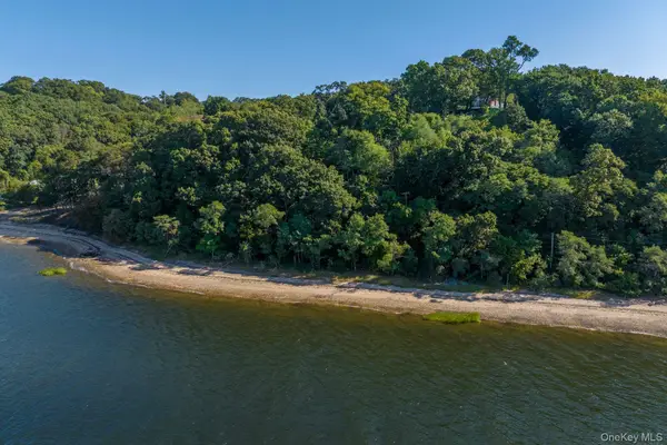 116 White Hill Road, Cold Spring Harbor, NY 11724