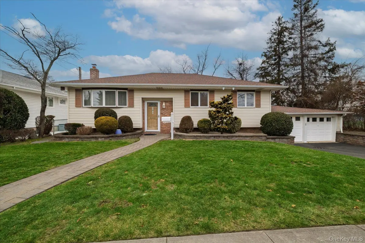 295 Thorn Street, Oceanside, NY 11572 - Image #1