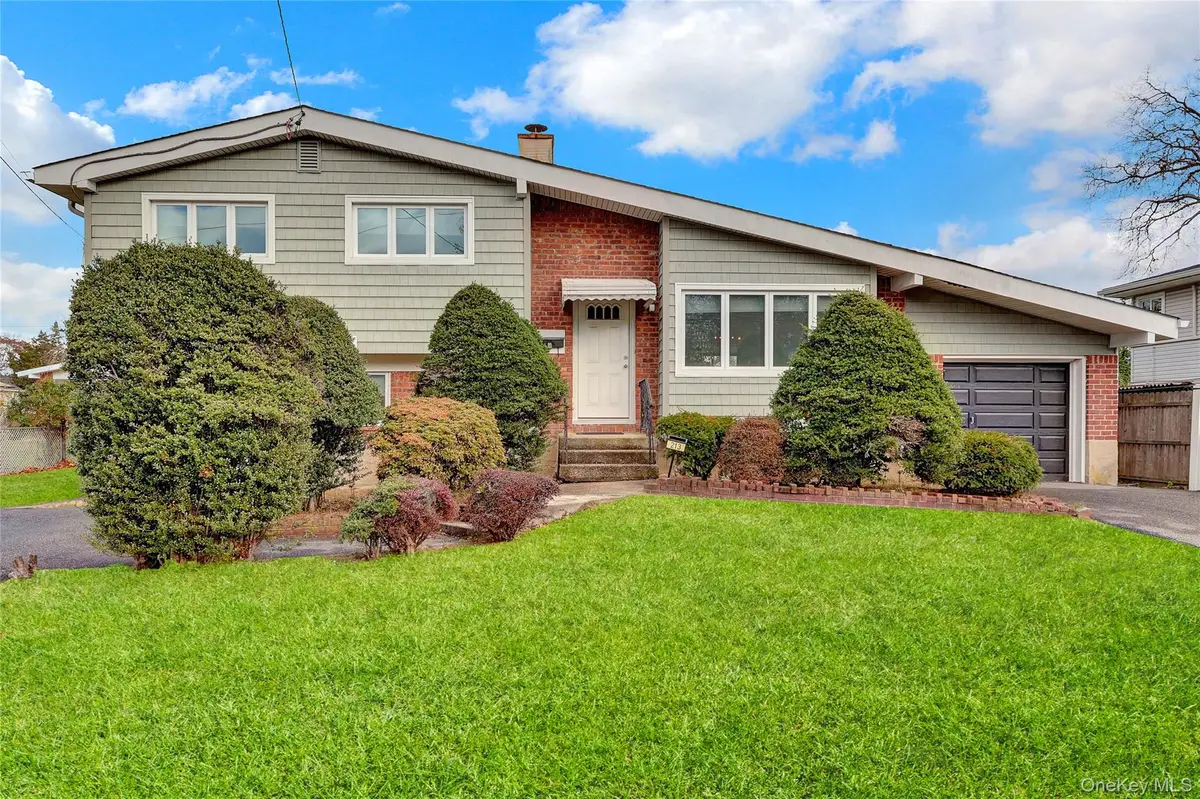 213 W 24th Street, Deer Park, NY 11729 - Image #1