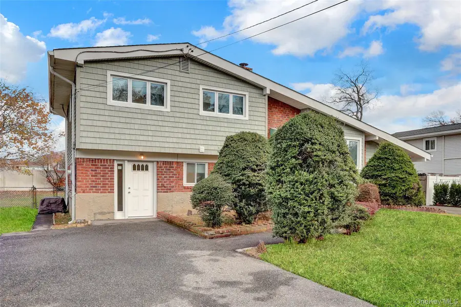 213 W 24th Street, Deer Park, NY 11729 - Image #2