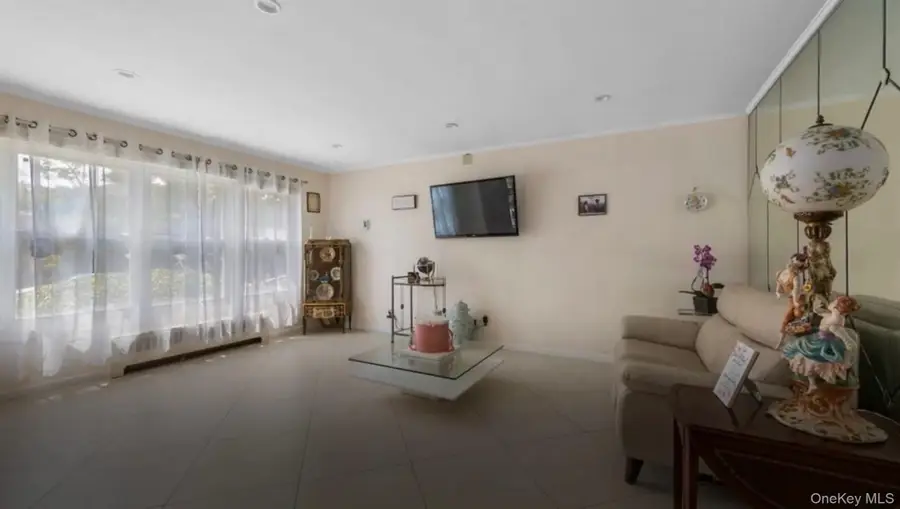 198-37 50th Avenue, Fresh Meadows, NY 11365 - Image #3