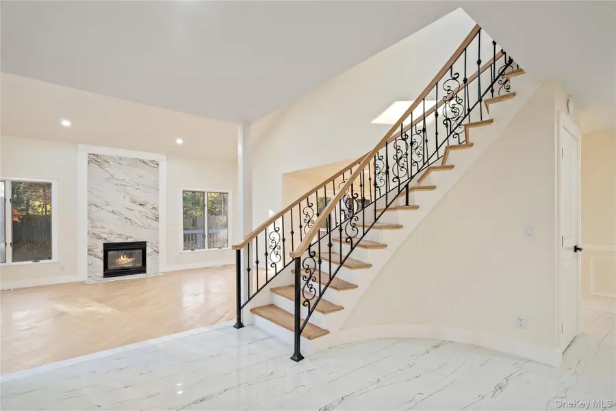 2 Heiko Court, Northport, NY 11768 - Image #3