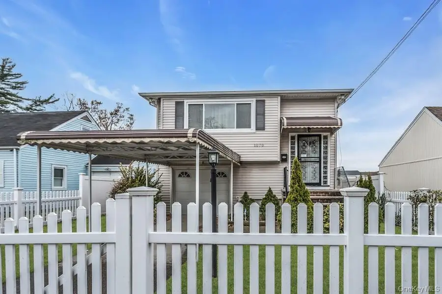 1070 Mahopac Road, West Hempstead, NY 11552 - Image #2