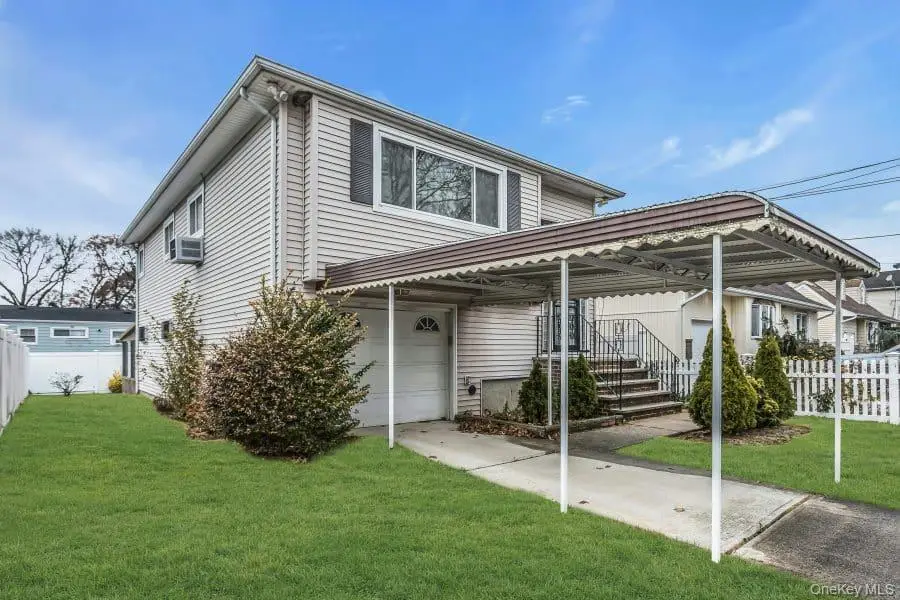 1070 Mahopac Road, West Hempstead, NY 11552 - Image #3