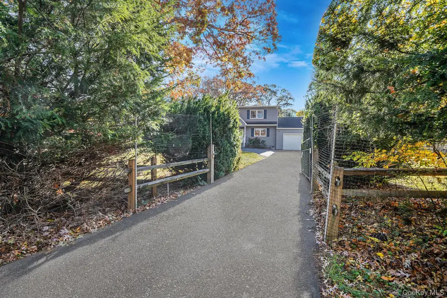 12 Harbor Beach Road, Miller Place, NY 11764 - Image #2