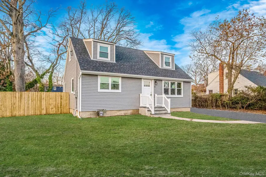 34 Hilliard Avenue, Central Islip, NY 11722 - Image #2