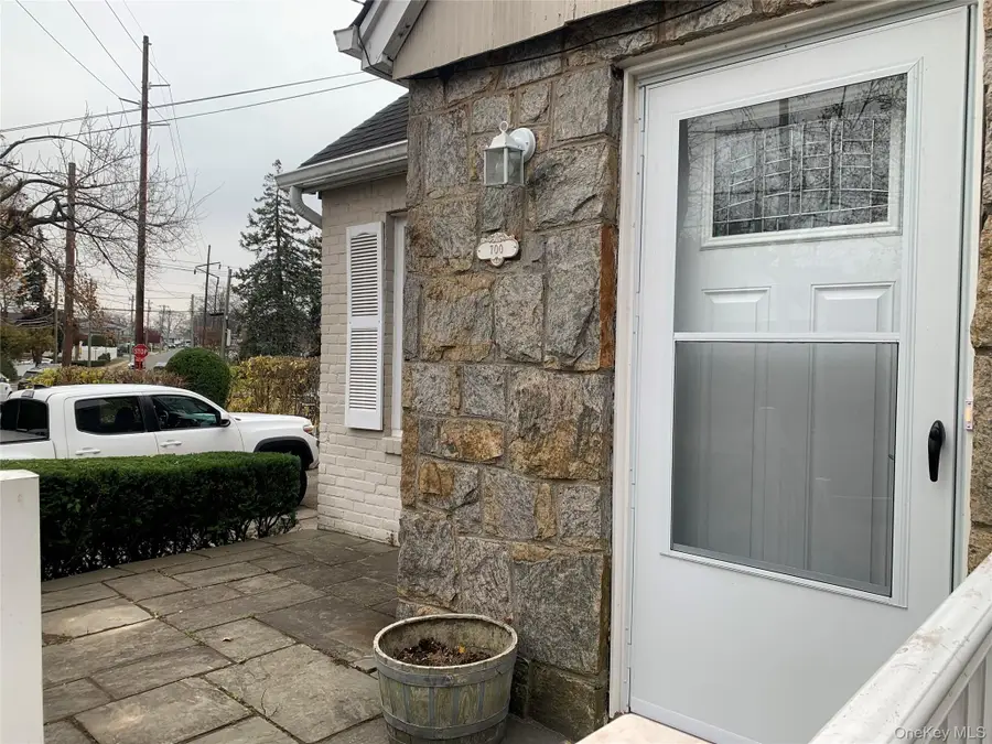 700 Tulip Avenue, Stewart Manor, NY 11001 - Image #2