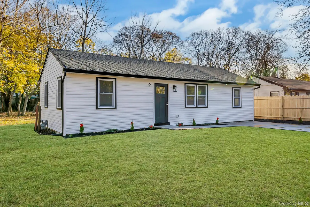 9 Lewis Street, Riverhead, NY 11901 - Image #1