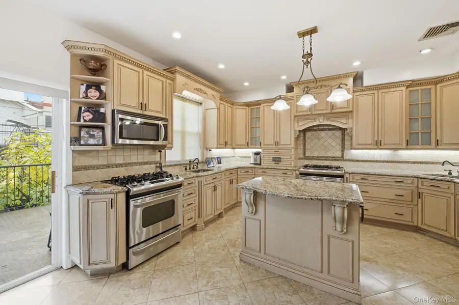 1258 41st Street, Brooklyn, NY 11218 - Image #3