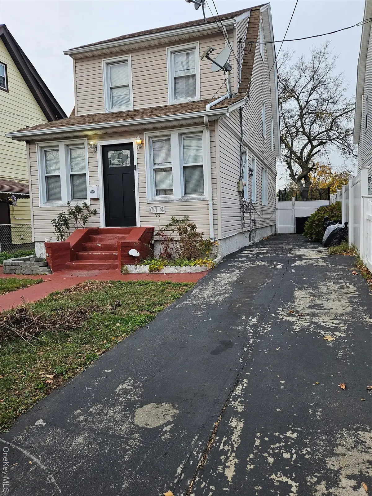 187-11 104 Avenue, Saint Albans, NY 11412 - Image #1