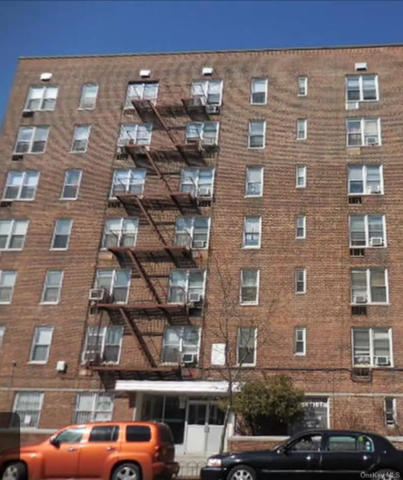 2181 Starling Avenue #5D, Bronx, NY 10462 - Image #1