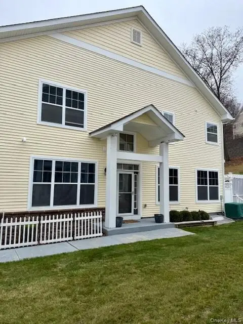 22 Rosecrest Court, Middletown, NY 10940 - Image #1