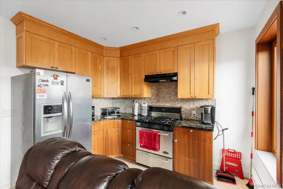 61-06 60th Drive, Maspeth, NY 11378 - Image #3