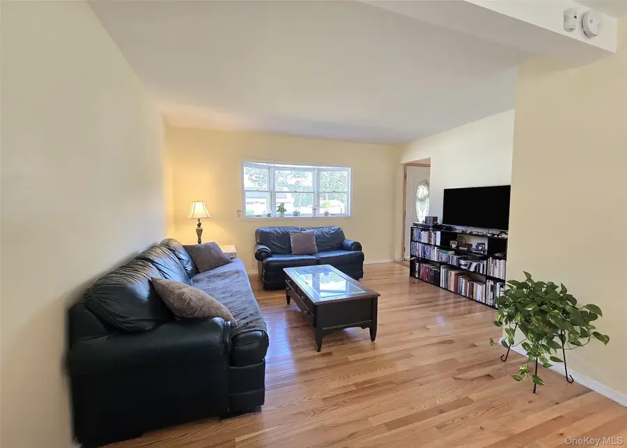 119 Noel Drive, Centereach, NY 11720 - Image #2