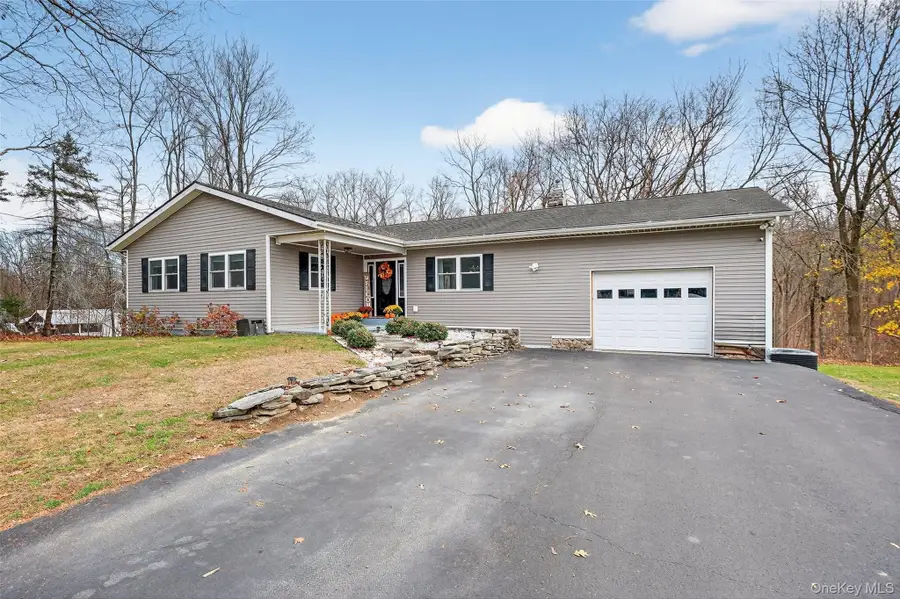 8 Ridge Road, Wallkill, NY 12589 - Image #3