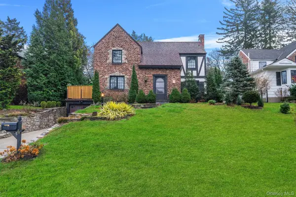 20 Whistler Road, Scarsdale, NY 10583