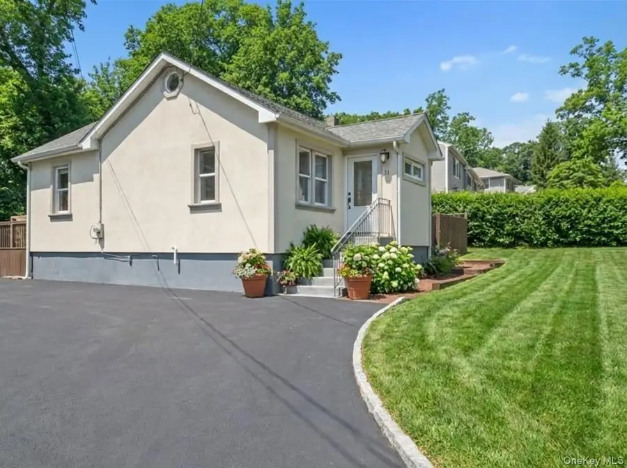31 Cardoza Avenue, Mohegan Lake, NY 10547 - Image #2
