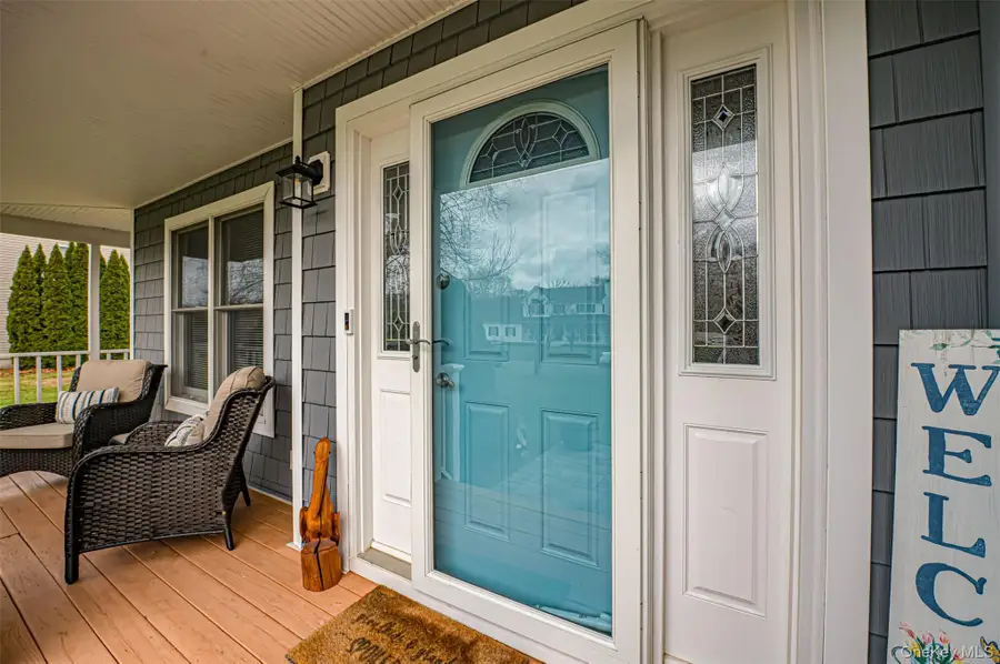 68 Vineyard Way, Aquebogue, NY 11931 - Image #3