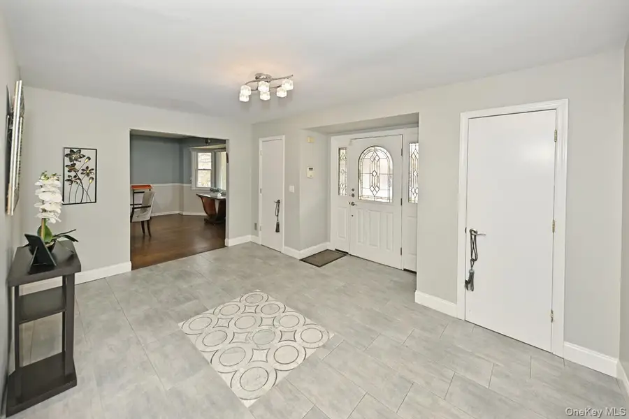 25 Flint Drive, Spring Valley, NY 10977 - Image #2