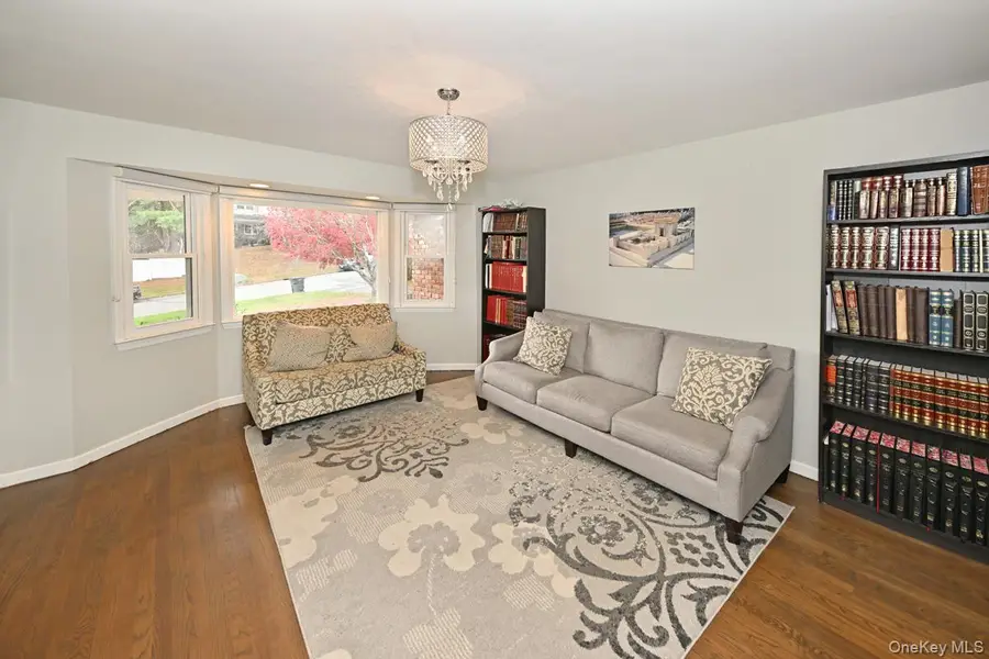 25 Flint Drive, Spring Valley, NY 10977 - Image #3